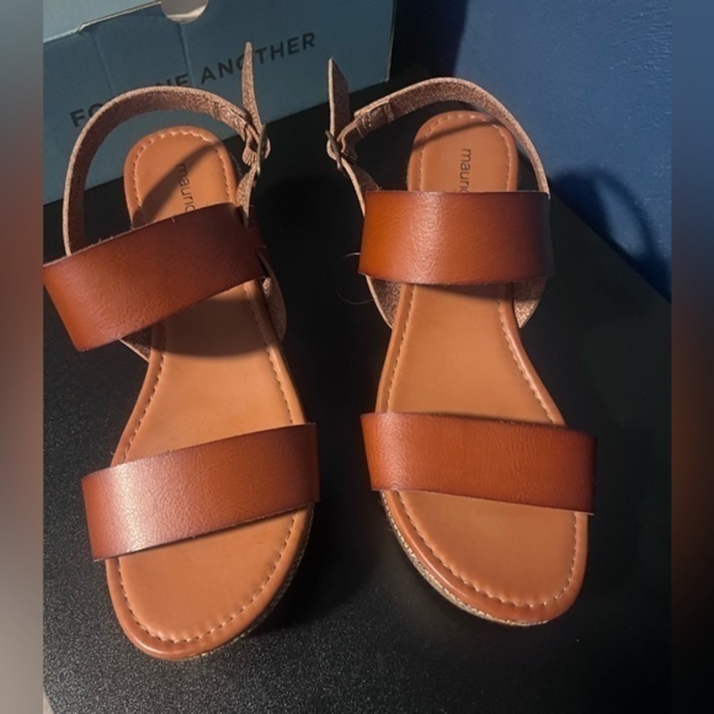 NWOT Maurices Brown Platform Sandals with Adjustable Ankle Strap